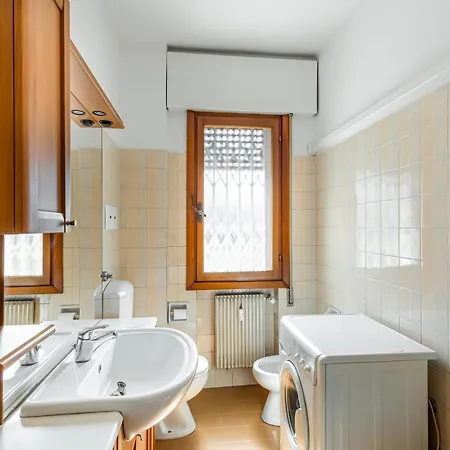Apartamento Kris- Bright With Parking! Mestre