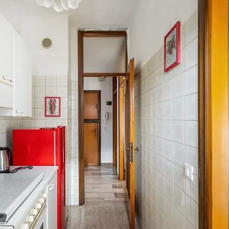 Kris- Bright With Parking! Apartamento *