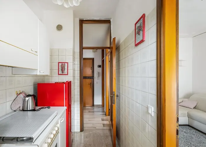 Guesthost - Kris- Bright With Parking! شقة *